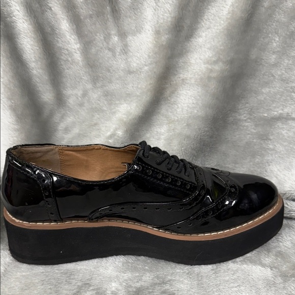 Madden Girl Black Patent Leather Platform Oxford Loafers - Picture 7 of 12